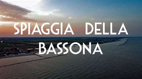 recensioni trans ravenna|SPIAGGIA DELLA BASSONA: Tutto quello che cè da sapere。